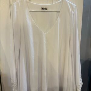 Show Me Your MuMu White Blouse